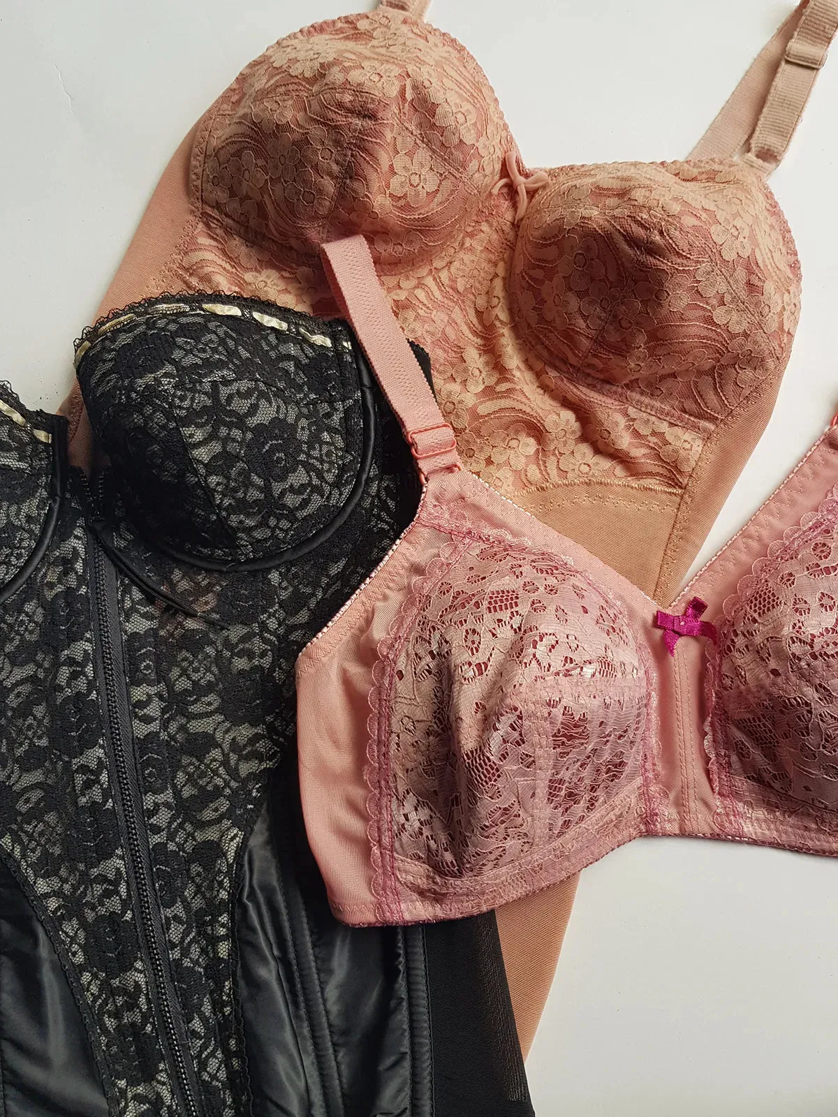 1950s Glamorous Vintage - Pink Hand Dyed Lace Overlay - Hollywood Pin up Bra