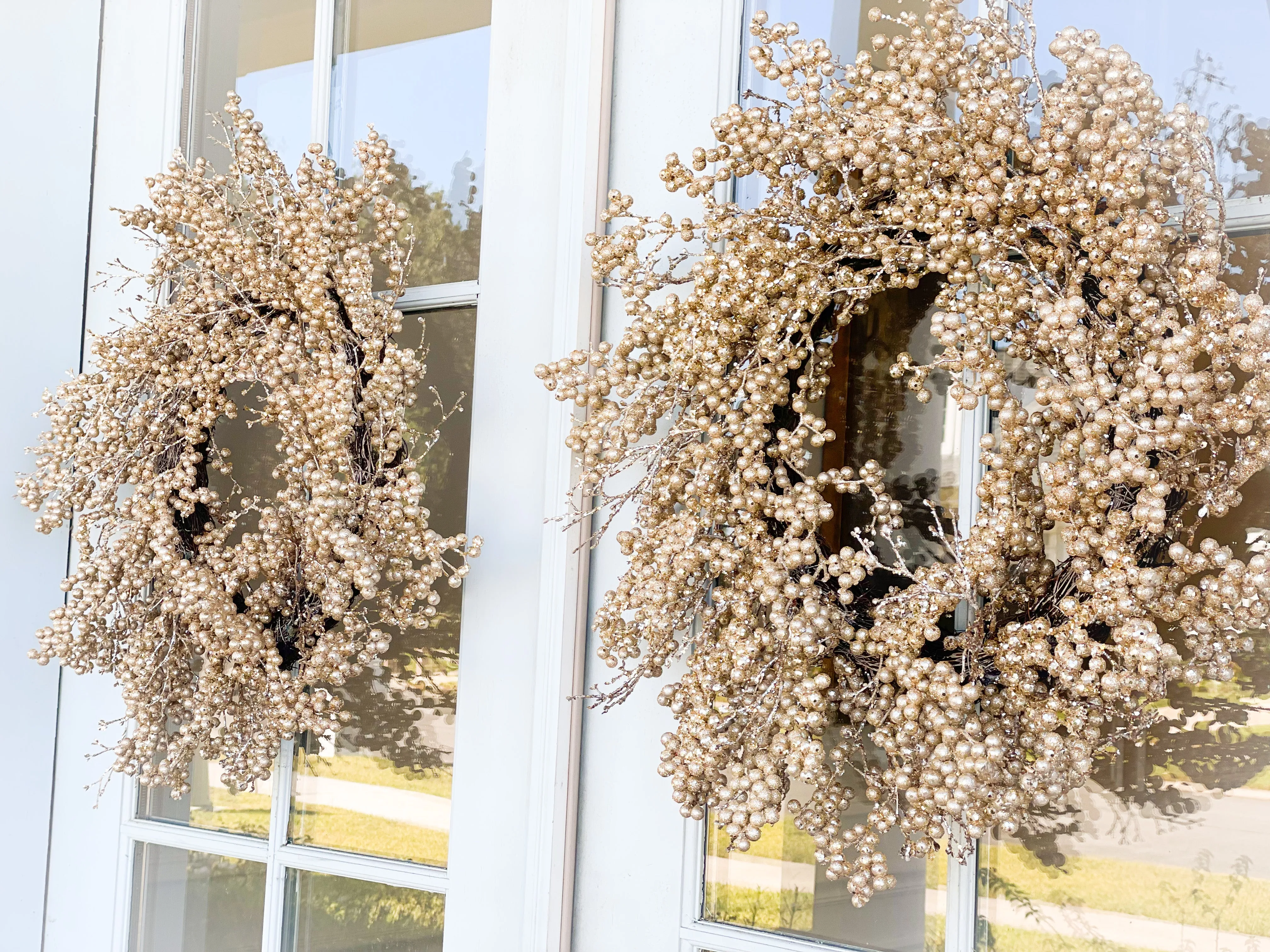 Champagne Glamorous Berry Wreath