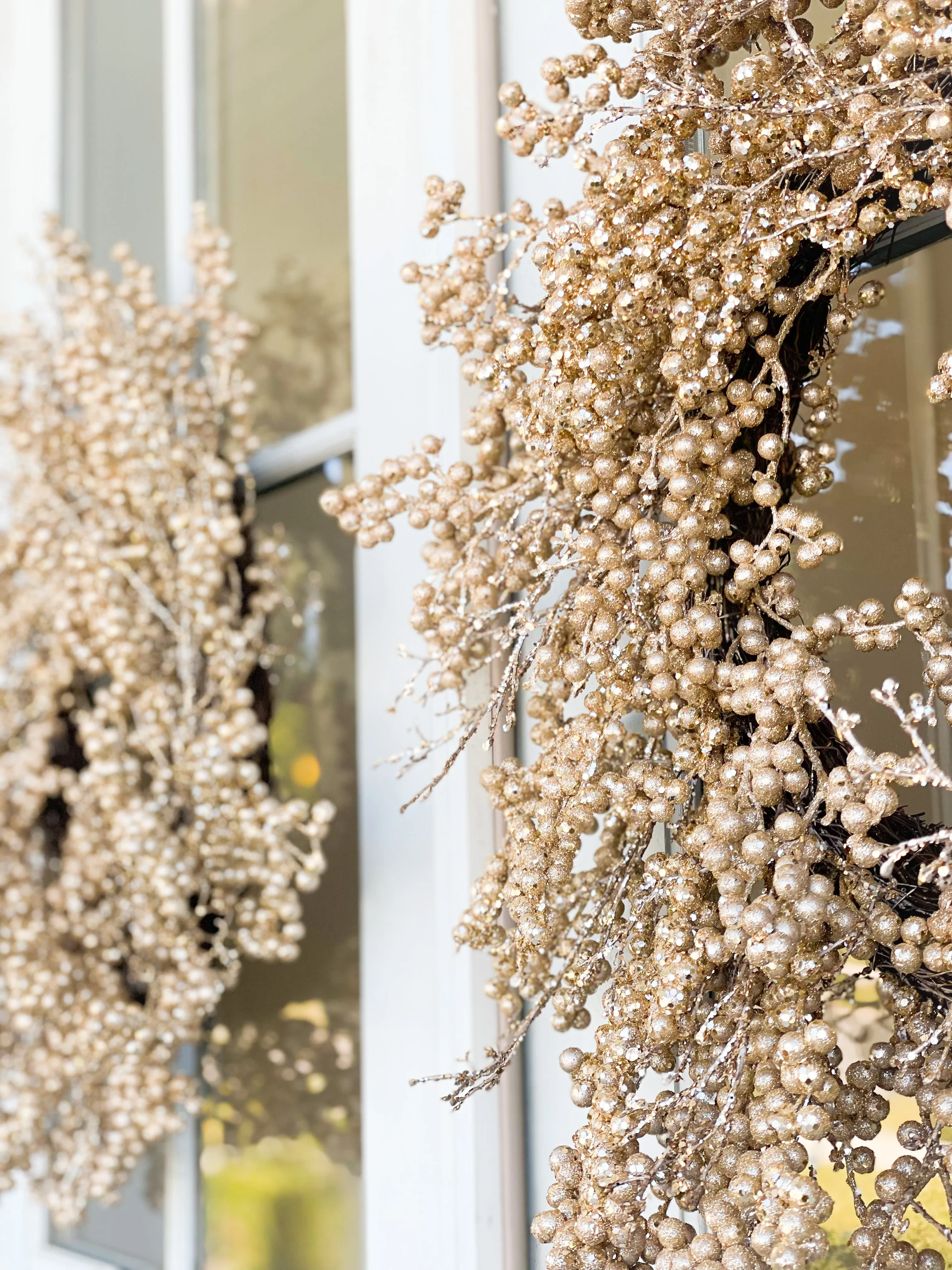 Champagne Glamorous Berry Wreath