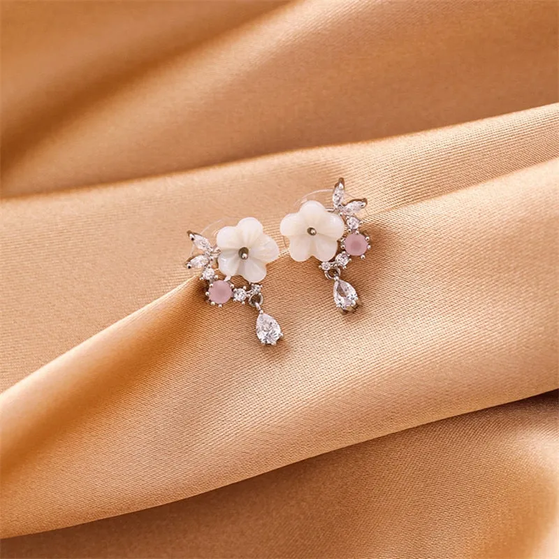 Crystal-Encrusted Floral Water Droplet Stud Earrings