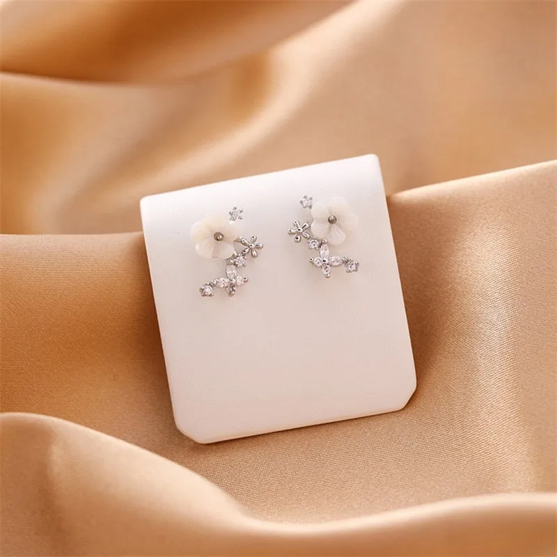 Crystal-Encrusted Floral Water Droplet Stud Earrings