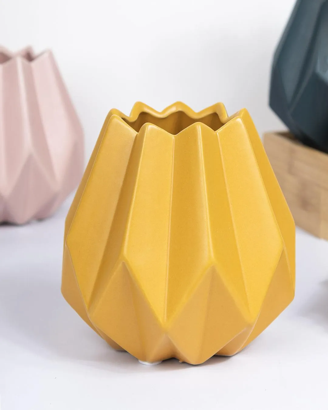 Nordic Vase, Yellow, Ceramic