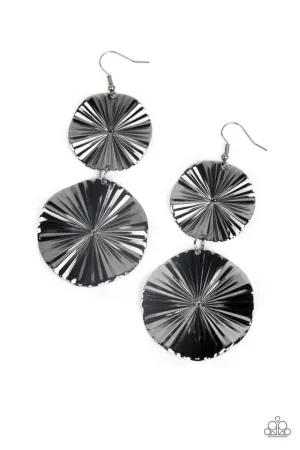 Paparazzi Earring ~ In Your Wildest FAN-tasy - Black