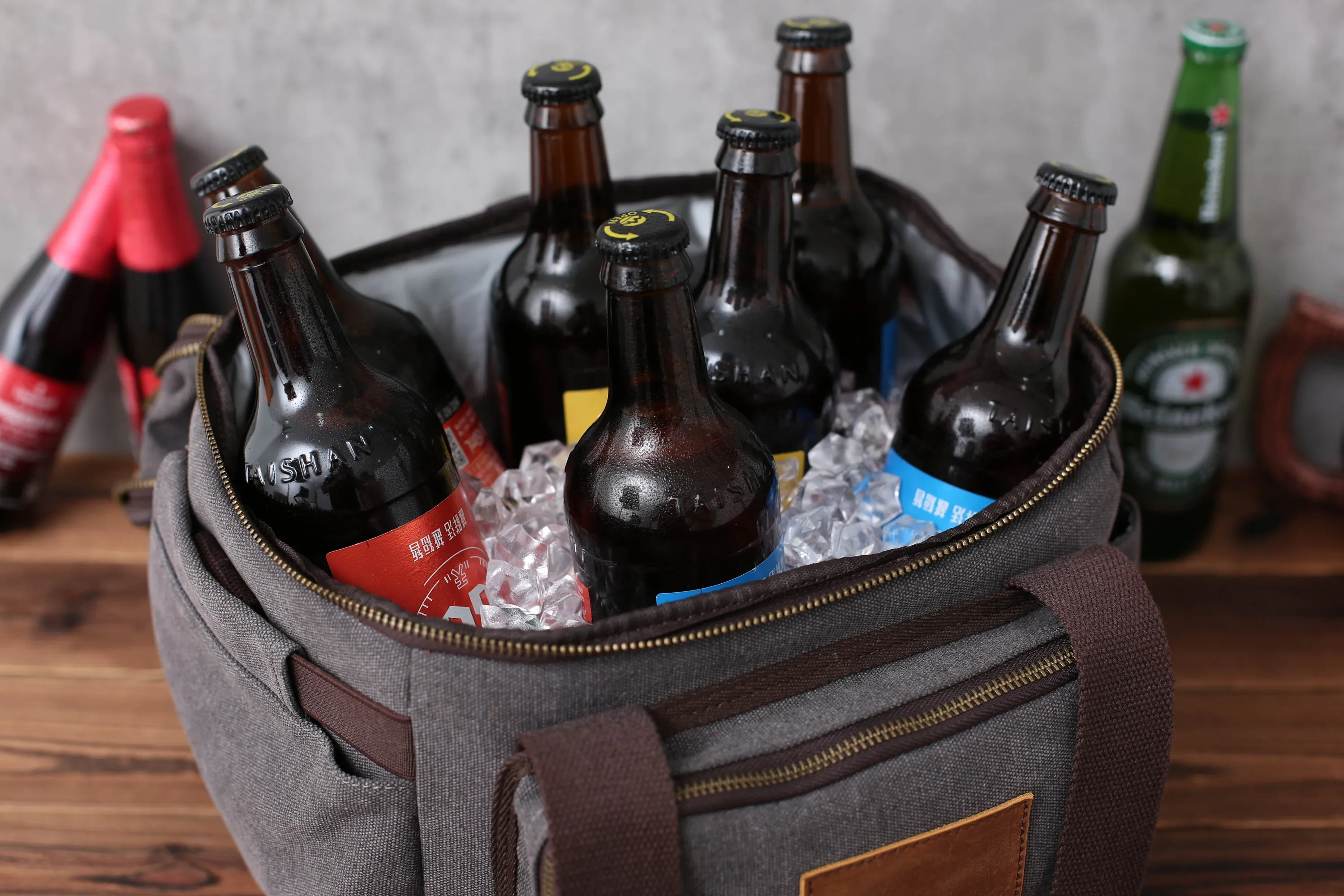 Personalized Beer Cooler Bag, Groomsmen Gift, Monogrammed Insulated Cooler Bag, Custom Gift for Men