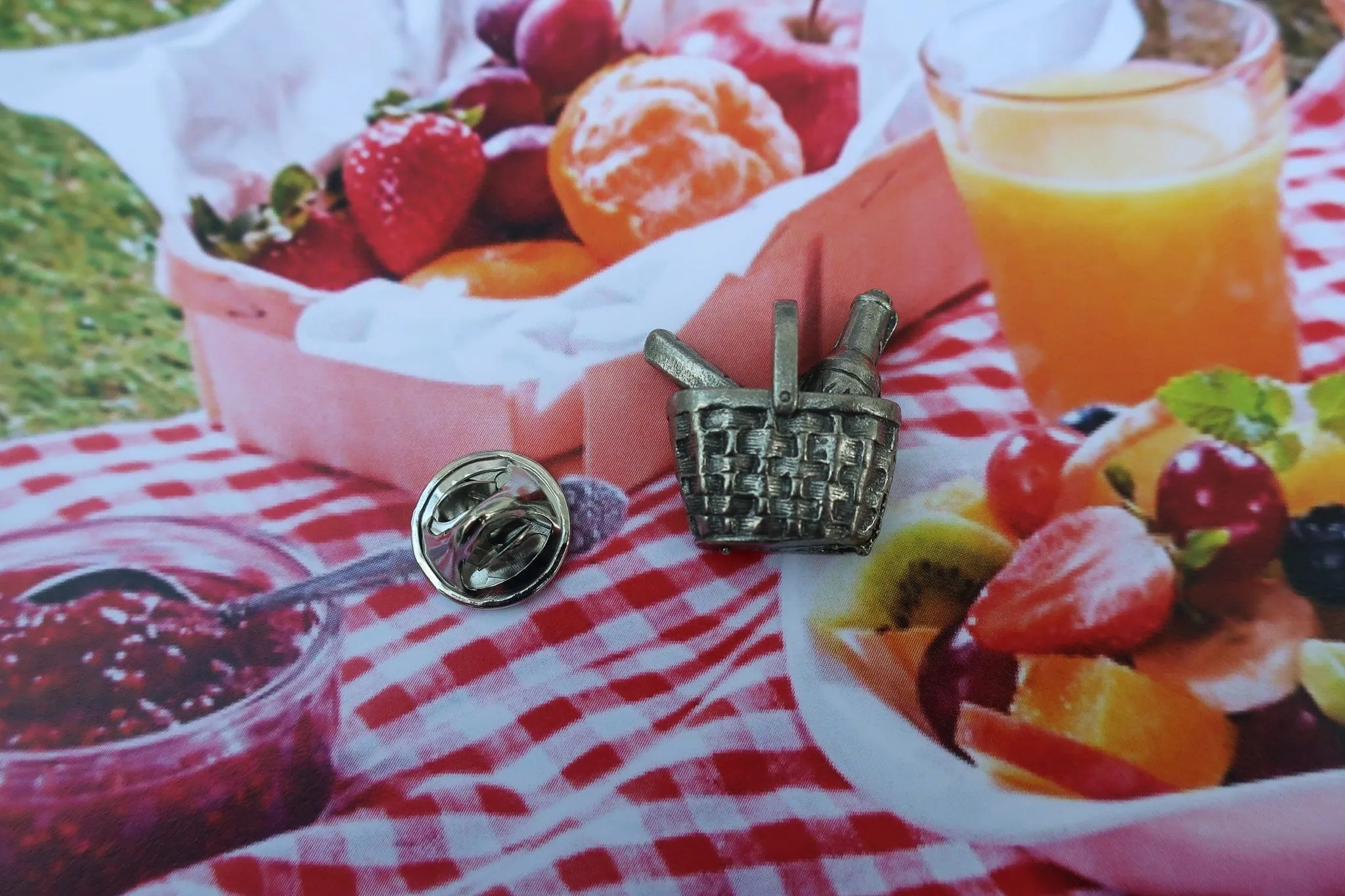 Picnic Basket Lapel Pin