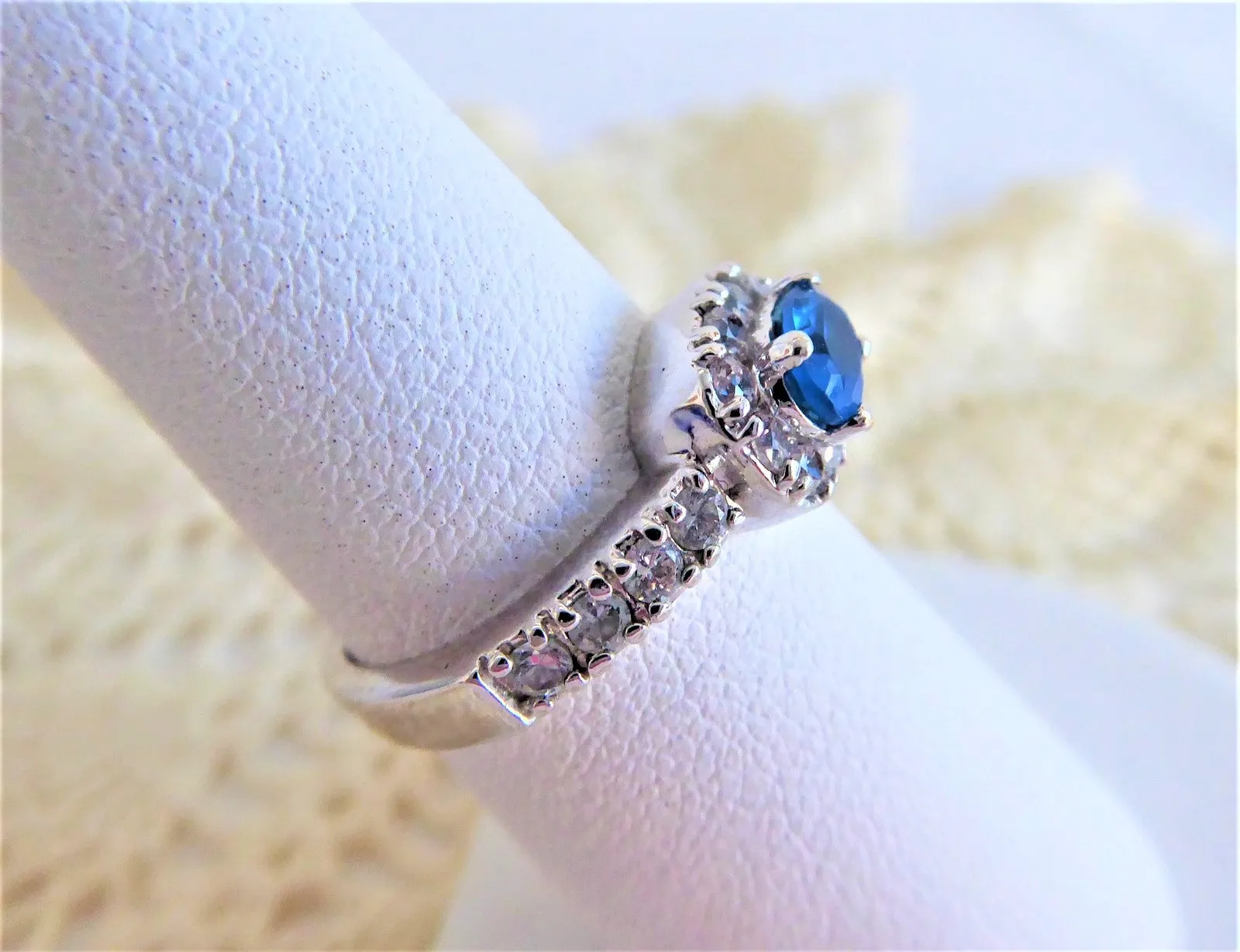 Turquoise Blue Glass Gem Dinner Ring Faux Diamond Halo 1990s Size 6 Fab Faux