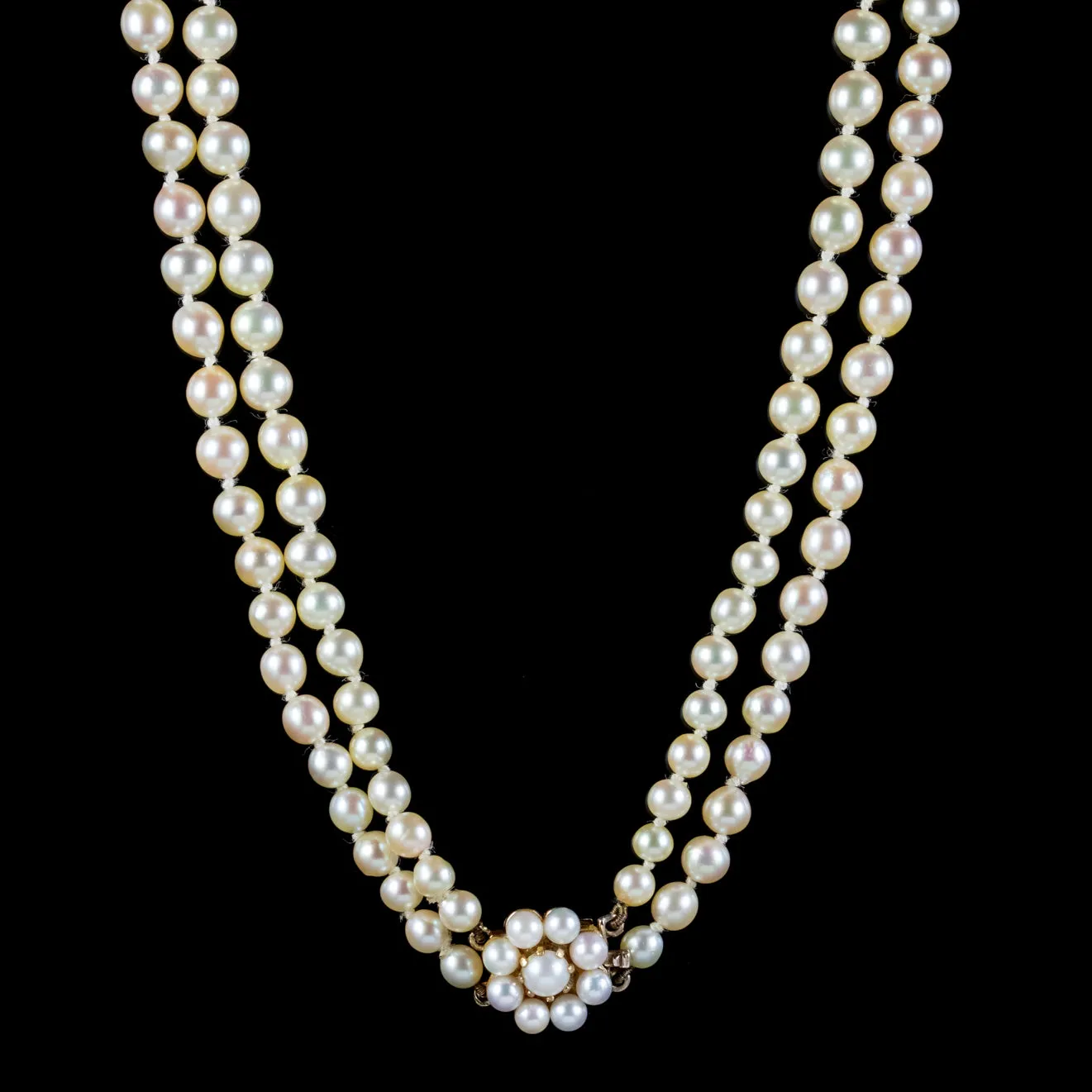 Vintage Pearl Necklace 18ct Gold Clasp Circa 1950