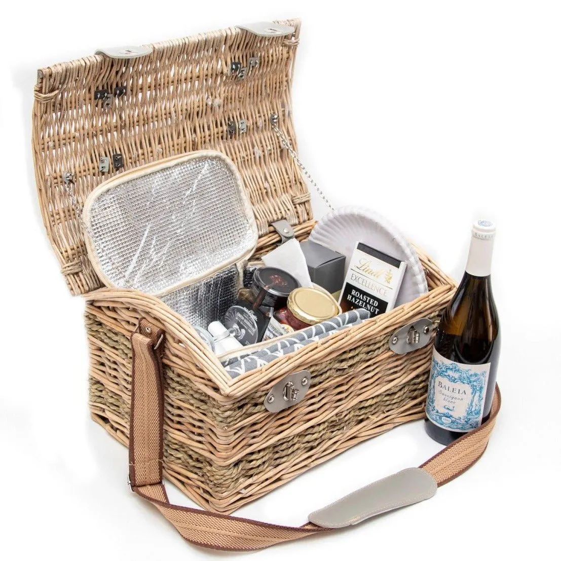 Yuppie Gift Baskets Classic Picnic Basket